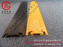 圓孔大慶護(hù)線板 高效電纜過(guò)線橋在現(xiàn)代交通設(shè)施中的應(yīng)用