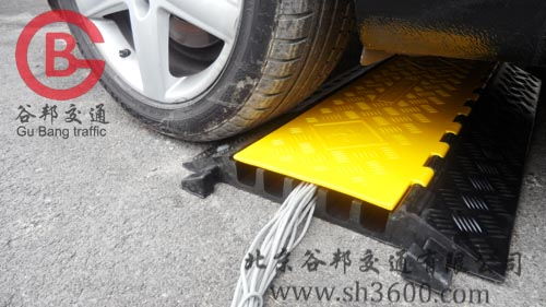 濱州廠房護線板 型號、價格及供應(yīng)商北京谷邦實業(yè)解析